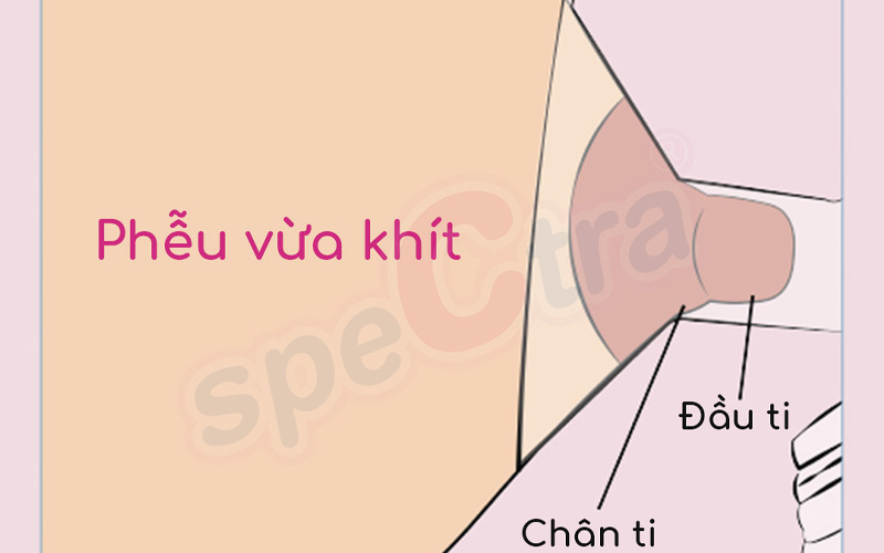 chon-size-pheu-chuan-se-giup-me-hut-sua-thoai-mai